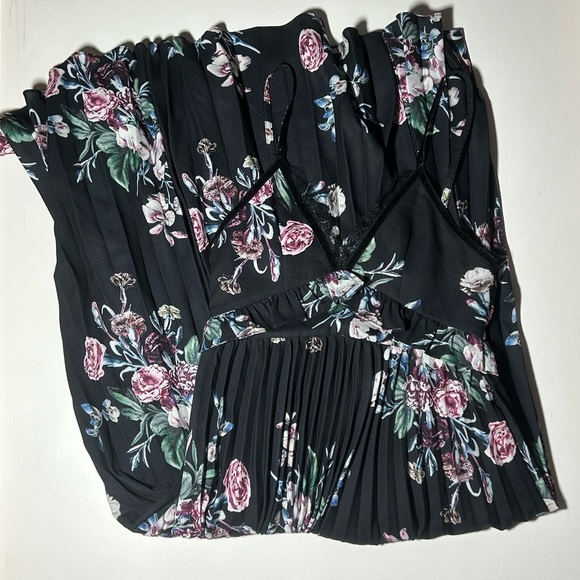 Maxrieny Floral Spaghetti Strap Dress With Lace Sz M B - Picture 1 of 5